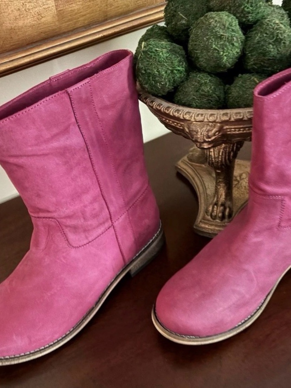 Mini Boden Pink Raspberry Suede Boots - Picture 2 of 4